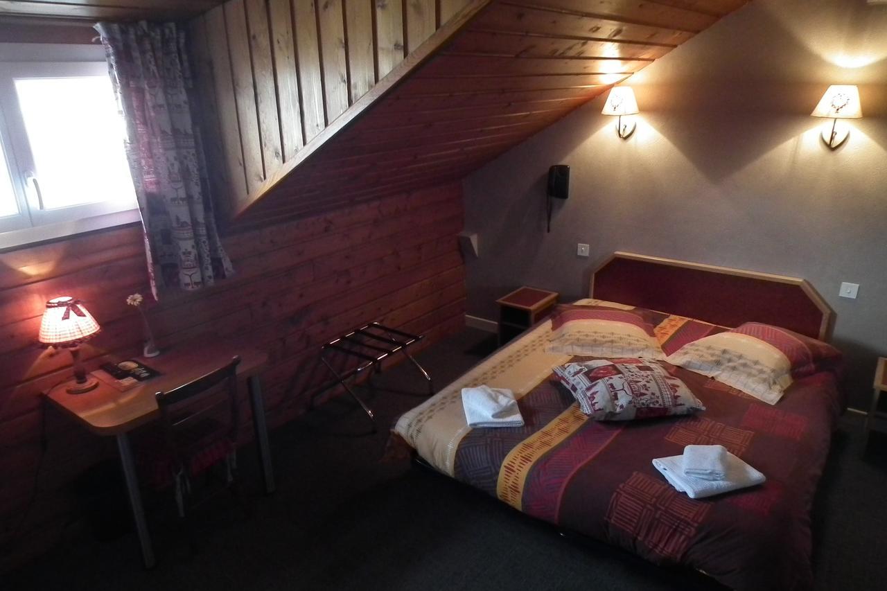 Hotel De L'Aviation La Bourboule Kültér fotó