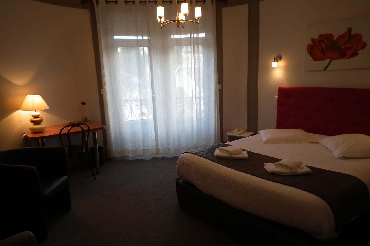 Hotel De L'Aviation La Bourboule Kültér fotó